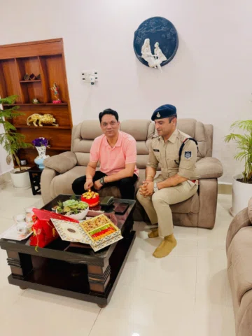 हमारे रीवा जोन के पुलिस महानिरीक्षक श्री गौरव राजपूत सर को जन्मदिवस की हार्दिक श