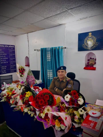 जन्मदिन 🎂 पर आप सभी का स्नेह प्रेम मिला , सहृदय आप सभी का धन्यवाद 🙏👮‍♂️ जय हि