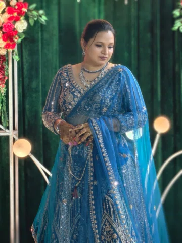 Beautiful jwellery @divine_by_shrushti9 

#selfmakeup#selflove#softlook#westernl