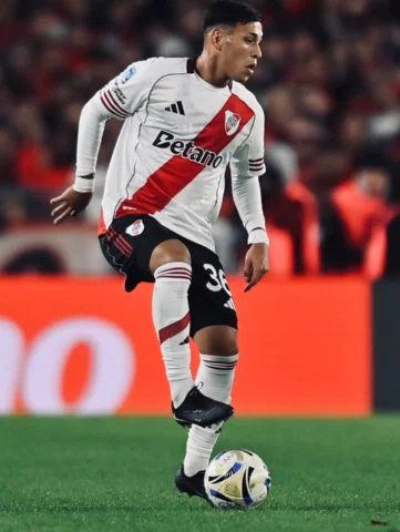 Feliz de haber cumplido mi sueño de jugar en el monumental con la camiseta que a