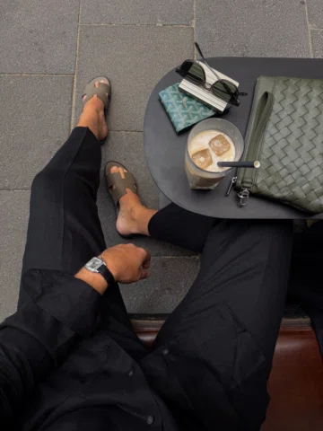 Casual cool in the city 😮‍💨💪🏻

#outfitinspiration #gentlemanstyle #bottegave