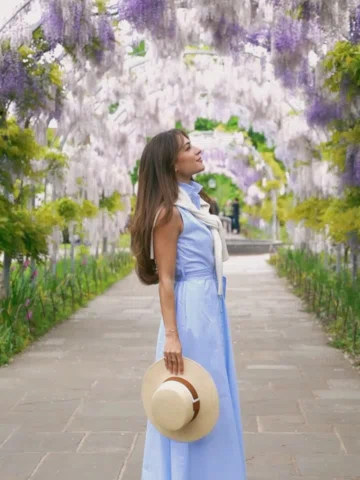 📽️: Loved filming with @lydia at @rhswisley for @the_rhs 🌸 Glad I have the opp