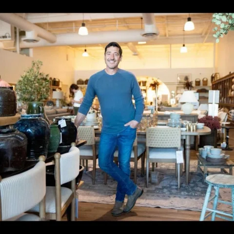 Blockheads, don’t mind @jonathanrknight if he doesn’t have the #nkotb remixed mo