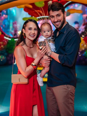Foi incrível ✨
Que festa linda, tirar foto com a aniversariante é quase ganhar n