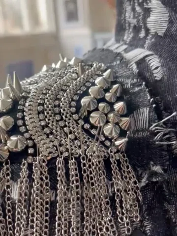 A closer look at the distressed denim jacket we created for @kttunstall . Blinki