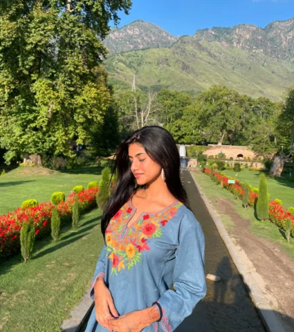 🌼🦋☀️
.
.
.
.
#explore #explorepage #travelling #travel #trip #home #fashion #m