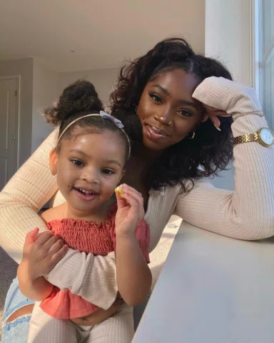 me & my not so little bean 

 Life lately >> it’s giving balance 🥲🙌🥰 

As a m