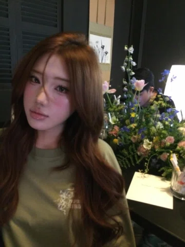 Chất liệu bạn gái ₊˚🖇️✩ ₊˚🎧⊹♡