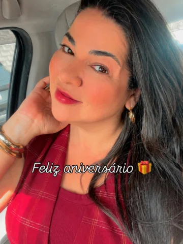 Feliz aniversário meu amor! 

 Agradeço a Deus por você ser essa mulher incrível