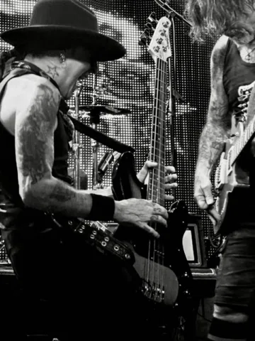 @rocknrollindustriesmag @L.A. Guns..
Lucky MF’r Tour - Southport Music Hall- New