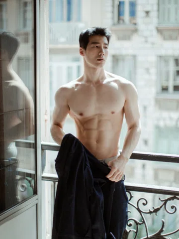 Calvin Klein in summer paris @calvinklein

#ck #calvinklein #adv