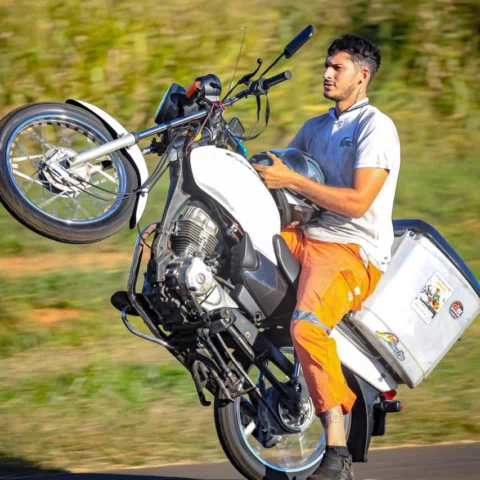 Trabalhando e vivendo meu momento de lazer #244 🆘🏄‍♂️

#grau #explorar #hells 