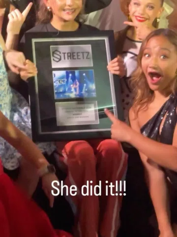SHE DID IT!!!!!

Still trying to find the words for this one… 

Sage was named J