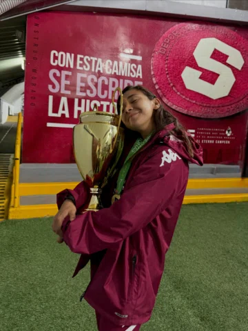 Hay momentos que uno quisiera guardar para siempre.

No solo por el resultado, s