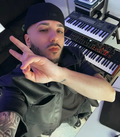Preocúpate si no subió nada porq tamos🔒in dandole en el estudio 🧠❤️🔥 #TheGeni