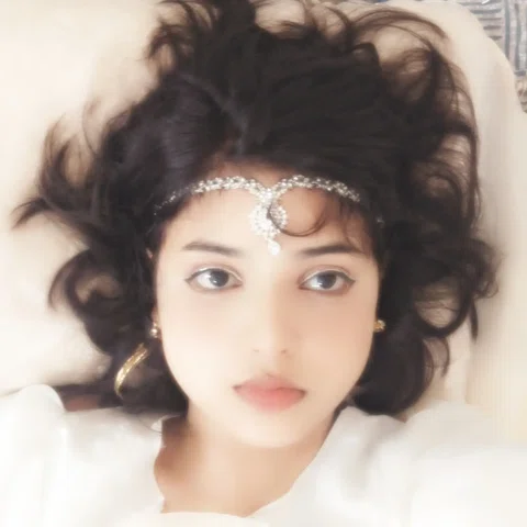I have never seen a girl as beautiful as her .....#trendingnow #explorepage
