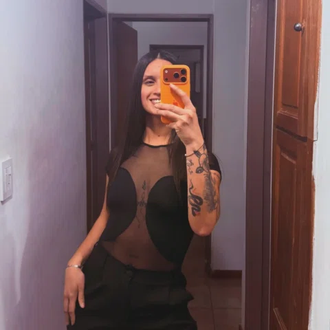 La típica foto en el espejo y siempre negro🌑