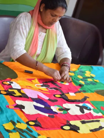 View the Troublemakers quilt made in collaboration with @projectpurkul at @pulps