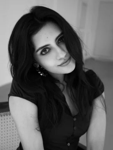 📸 : @pranav.foto