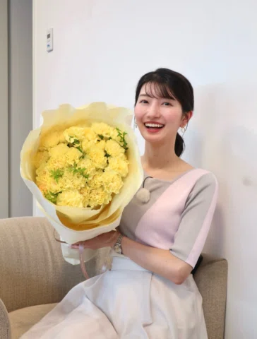 ・
最近のあれこれ🍃
27歳になりました！
写真は中谷くんが📷

・
カイラとお仕事📻たのしかったね

・
ポップコーンはキャラメル派🍿
予告あたりで半