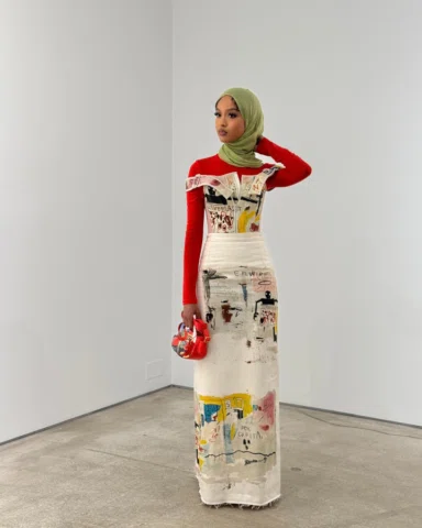 Belong in a gallery‼️🖼️🎨

•
•
•
 
Corset & skirt : @hm @basquiatkingpleasure @