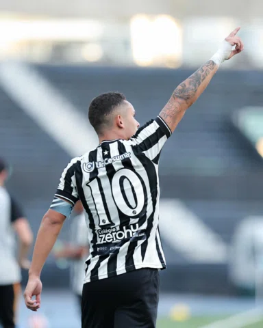 Obrigado meu Deus por me permitir viver momentos como esse!🖤🤍🙏🏽

cravei! +1⚽