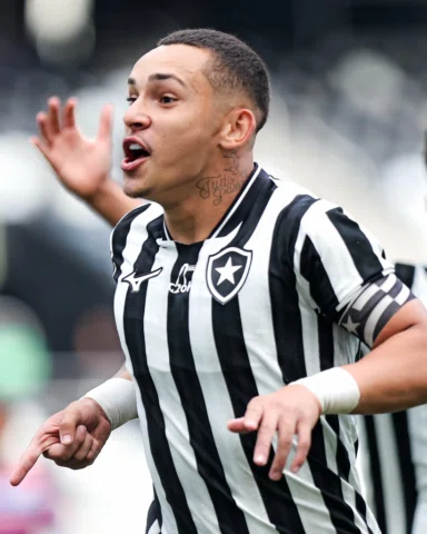 Obrigado mais uma vez, Deus!🖤🤍

+1⚽️

@botafogo 
@adidasbrasil