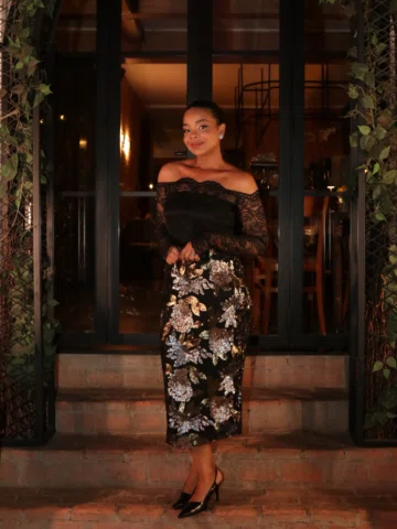 be your own muse @elasclub_______ 

beauty //. @geicelimamakeup  @casavitrinebea