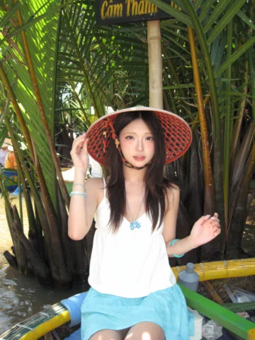 rừng dừa, thuyền thúng, và tôi 🤤