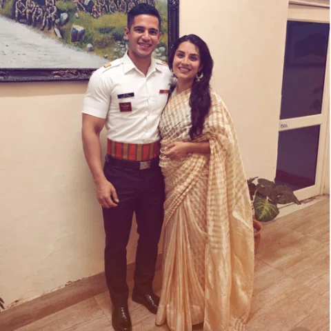 The blurry one’s are sometimes the best ones ♥️#armylife #olivegreen #armycouple