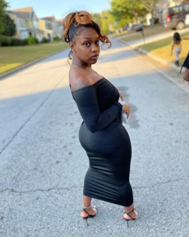 Glowing and growing ☀️💕