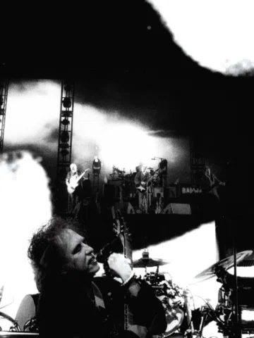 @thecure at @wuhlheide 11/07/26 night two // pt.1 

no camera used, screenshots 