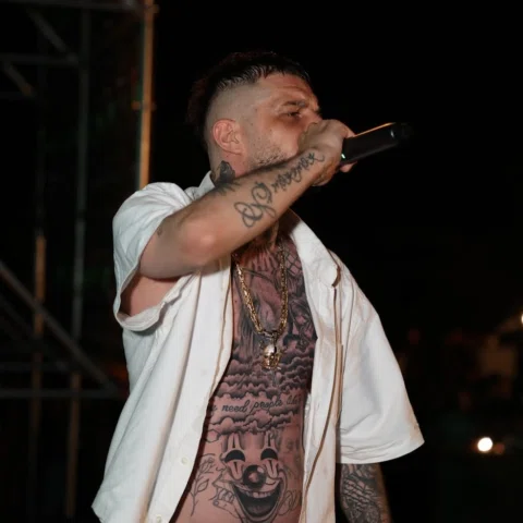 🖤🏴‍☠️🎶