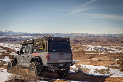 Explore with @exploreelevated 
Make it back home with @rotopaxofficial  #offroad