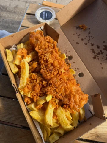 📍 @longsandsfish 

No words needed. Best chippie in the toon!! Whenever I’m in 