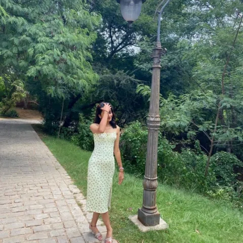 A little spring in my step 🌿🍵💚🌱
Dress- @newme.asia 

.
.
.
#outfit #fashion 