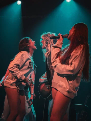 Photos from Alex Samson’s Denver show at the Bluebird theater @rikkilumi @maryjo