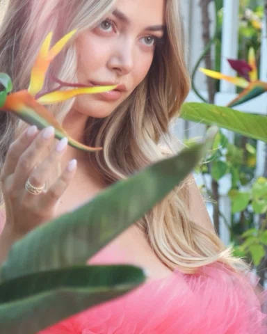 the fun, the faux feathers, and everything in between with @peta 🫶🏻✨🌺🪶