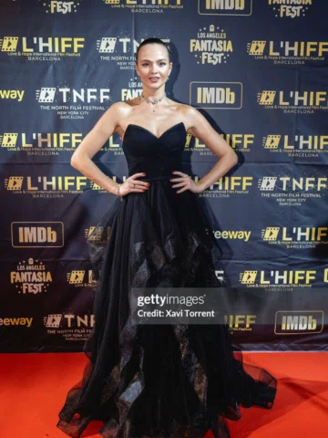 ✨ Gala night in Barcelona 🌹
 What a night at @lhifilmfestival ! From 5 nominati