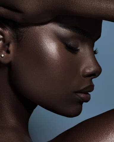 WHERE LIGHT KISSES MELANIN
MUA @rolabaghdadi 
MODEL @msquared_management_ 
USING