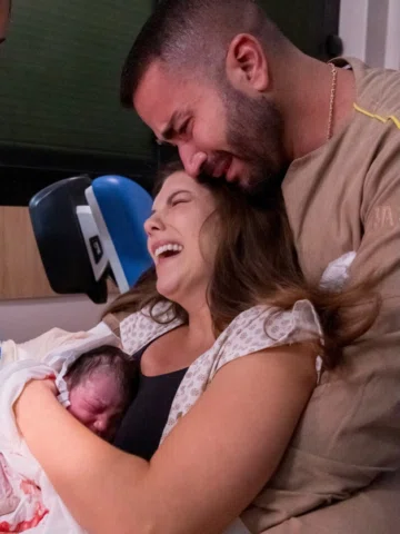 Ontem as 20:22h, vivemos a maior emoção da nossas vidas! Malu chegou ao mundo, d