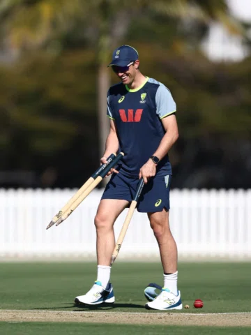 Warming up in the Brissy sun. Ready to rip next week 😤