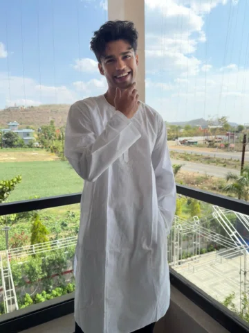 Eid Mubarak, 
The kurta is a gift from @tabutiful ❤️