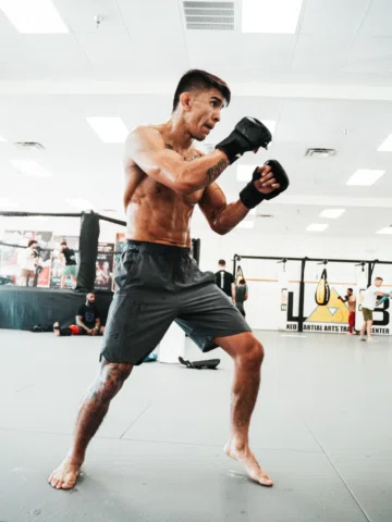 2 Weeks out. Taking care of business. ☝🏼

Athlete: @mario_bautistamma 
Event: @