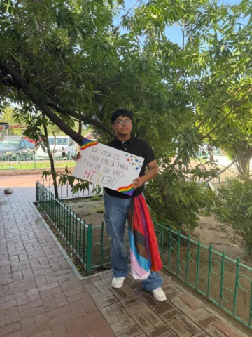 LLeva tu orgullo. Vive tu orgullo. Sé tu orgullo. Y sé amable. Todos merecen ser