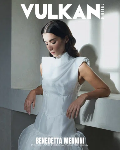 New cover for @vulkanmag with @benedettamennini 

Photography and Production: @f