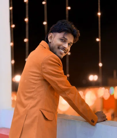 Bhai ne randomly click kr liya 😀 ❤️ @manglesh_babu123 @manglesh_babu143 @mangle
