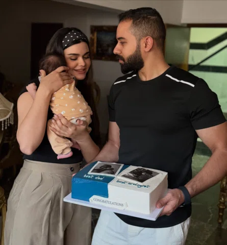 Best dad🩵
Best Urologist 👨🏻‍⚕️🩺
انا و حبيبي و ثالثنا السعادة🤍