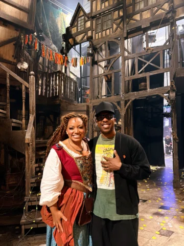 Like who? Like Who?! Like Leslie Odom Jr. WOO! 🫨✨@rottenmusicaluk @leslieodomjr