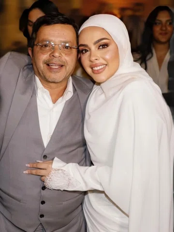 Farida x hazem……🫶🏻🫶🏻
 Congratulations to our lovely couple…..

The daughter 